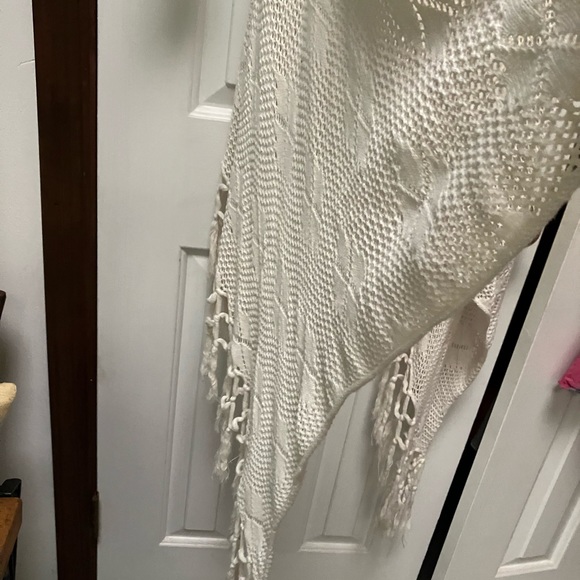 O’Neill Pool/beach coverup. Ecru lace long-flowy summer.Classy, handtied hem! Lg - Picture 7 of 7